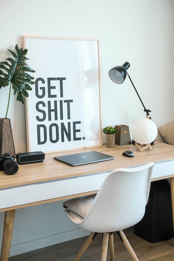 Les accessoires pour travailler efficacement en télétravail : comment les choisir